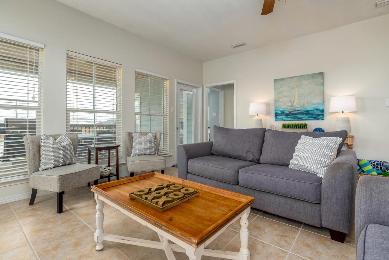 Island Sun - First Row Beach House! Fun And Games Galore - Including A Private Volleyball Pit! Home Dauphin Island Exteriör bild